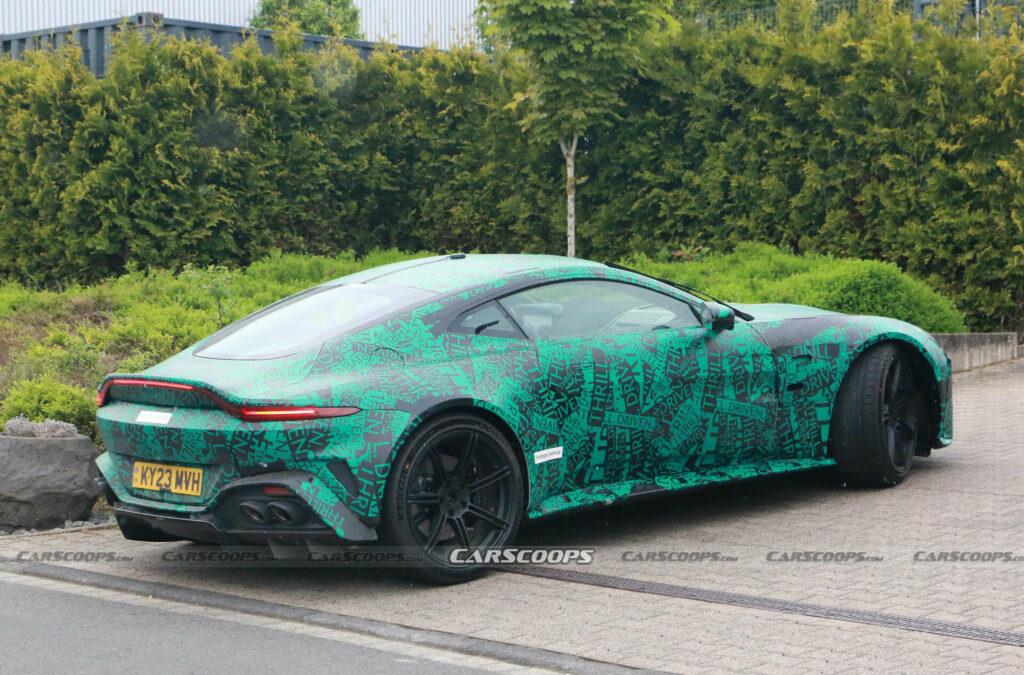 https___www.carscoops.com_wp-content_uploads_2023_05_2025-Aston-Martin-Vantage-109-1024x675.jpg