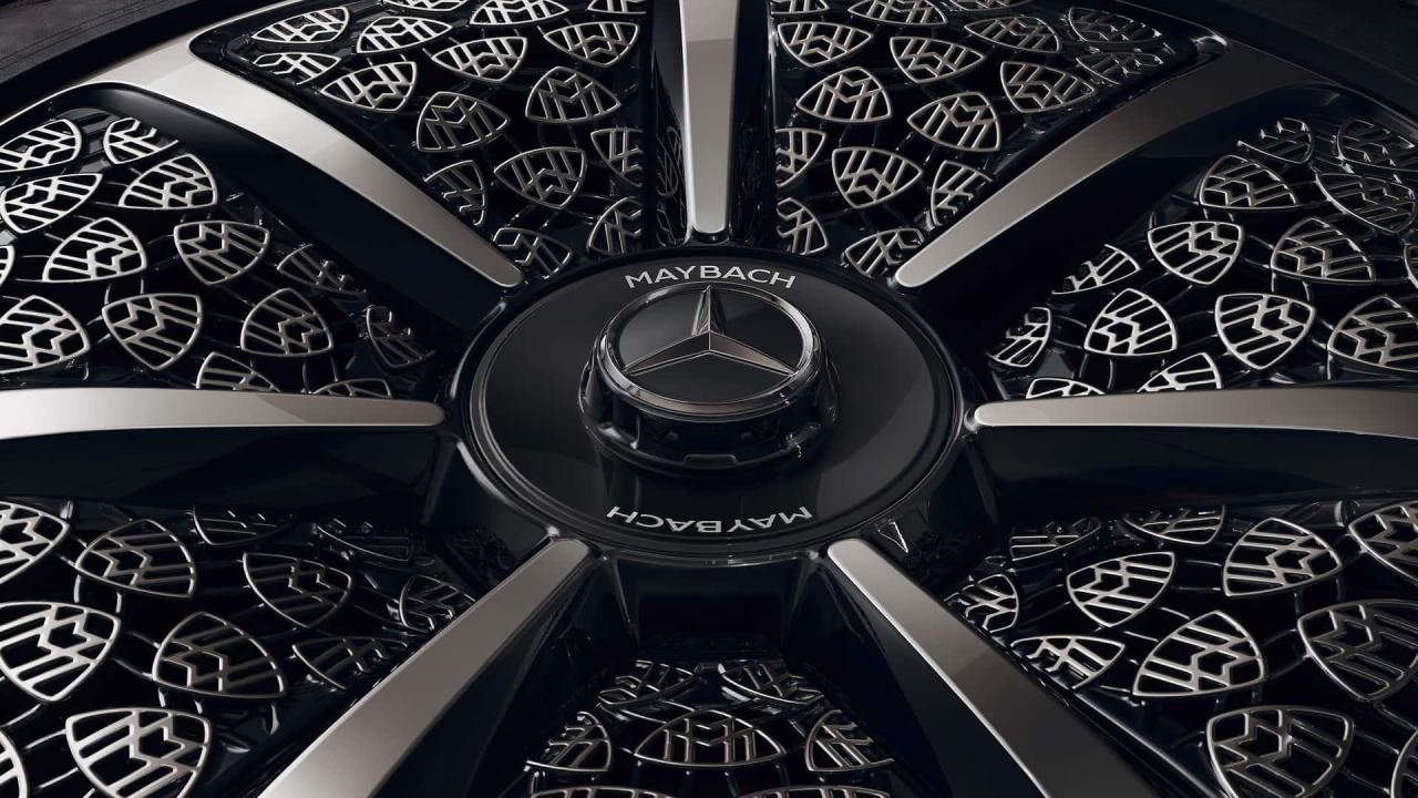 mercedes-maybach-night-series(9).thumb.jpg.93a3120dde1b5b4dc349cd5c6b729386.jpg