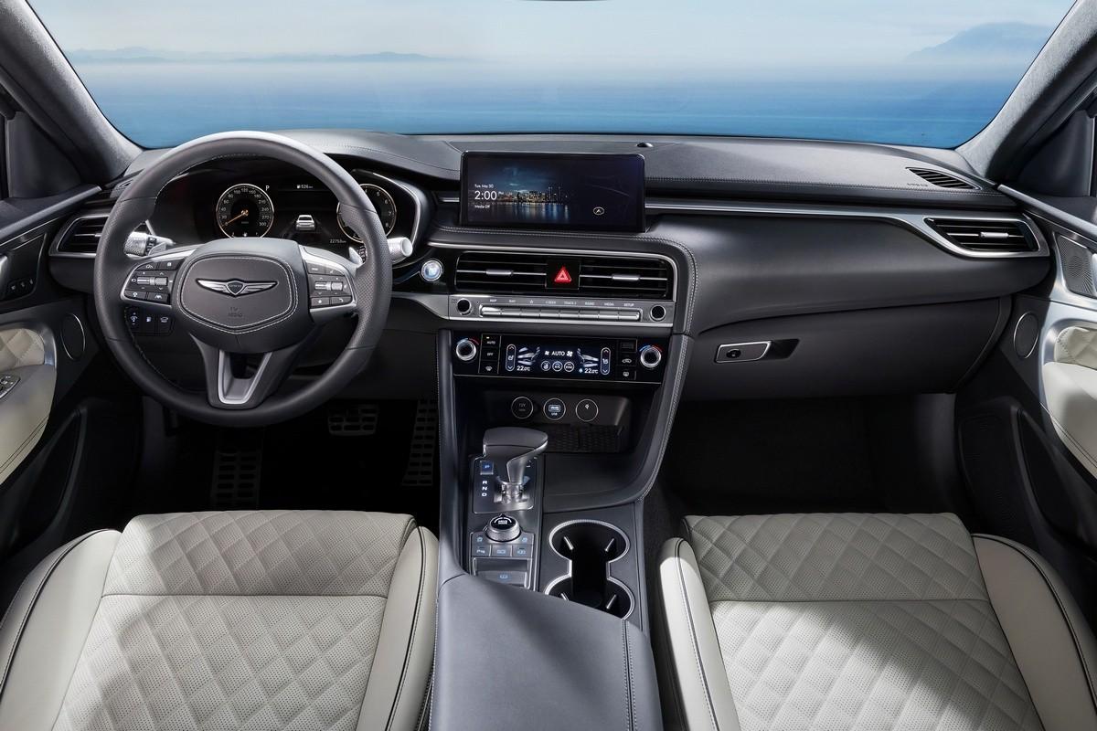 new-genesis-g70-24.jpg.e6f780631535331680ba153343dd31f0.jpg