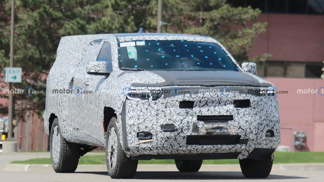 ram-1200-rampage-front-view-spy-photo.jpg