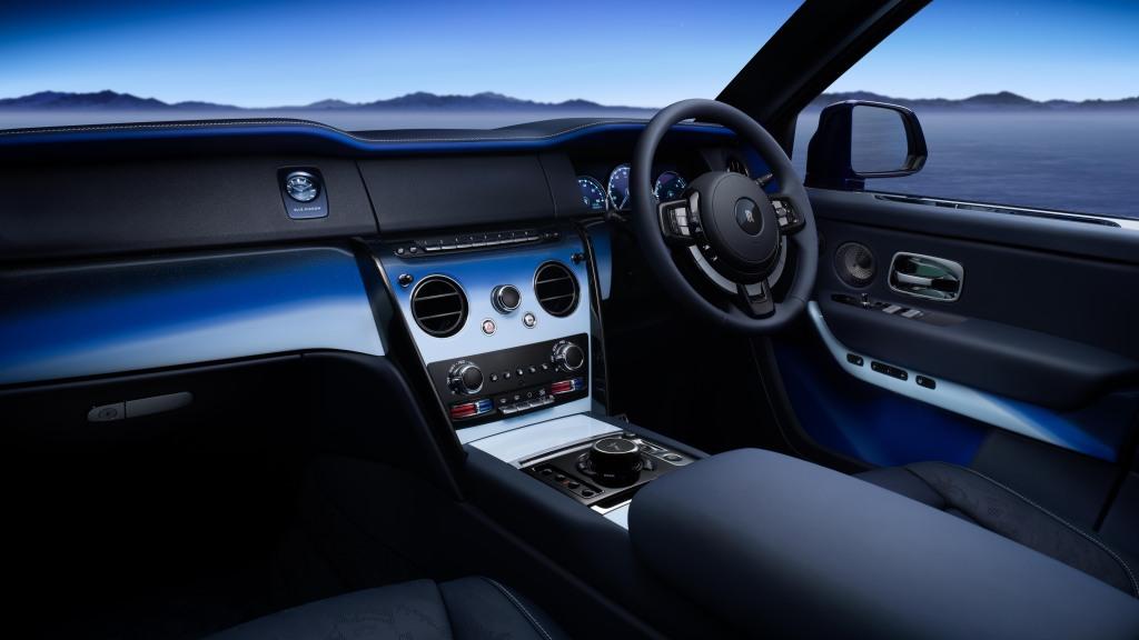 rolls-royce_cullinan_black_badge_blue_shadow_33.jpg.51ff9ee84aa38d2a536b40ce2fb87df5.jpg
