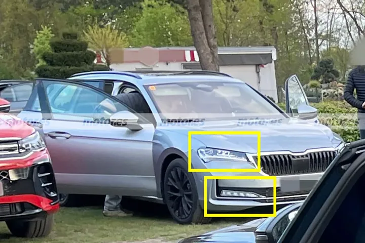 skoda-superb-combi-2023-fotos-espia-202394788-1683569579_1.webp.1fb0318157cda62384abe0c7c60f198d.webp