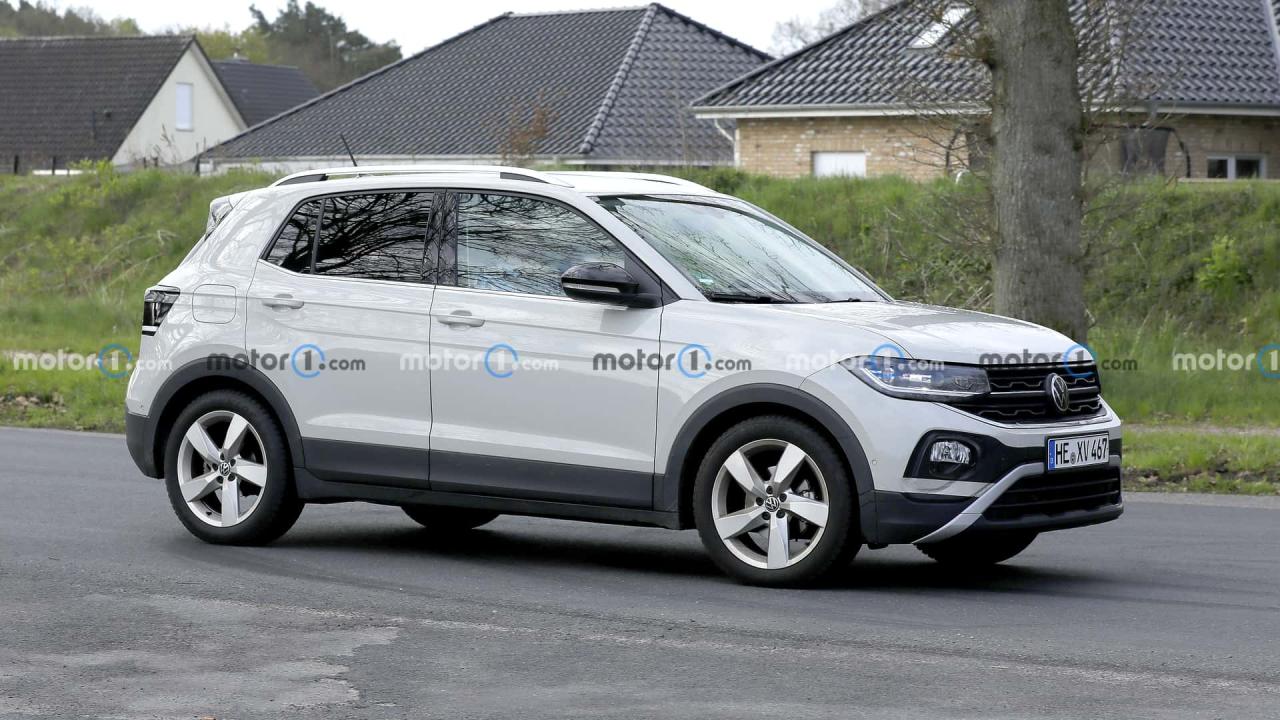 vw-t-cross-facelift-new-spy-photo(2).thumb.jpg.dd5a7d56cdbc0b5754aea2d13917997c.jpg