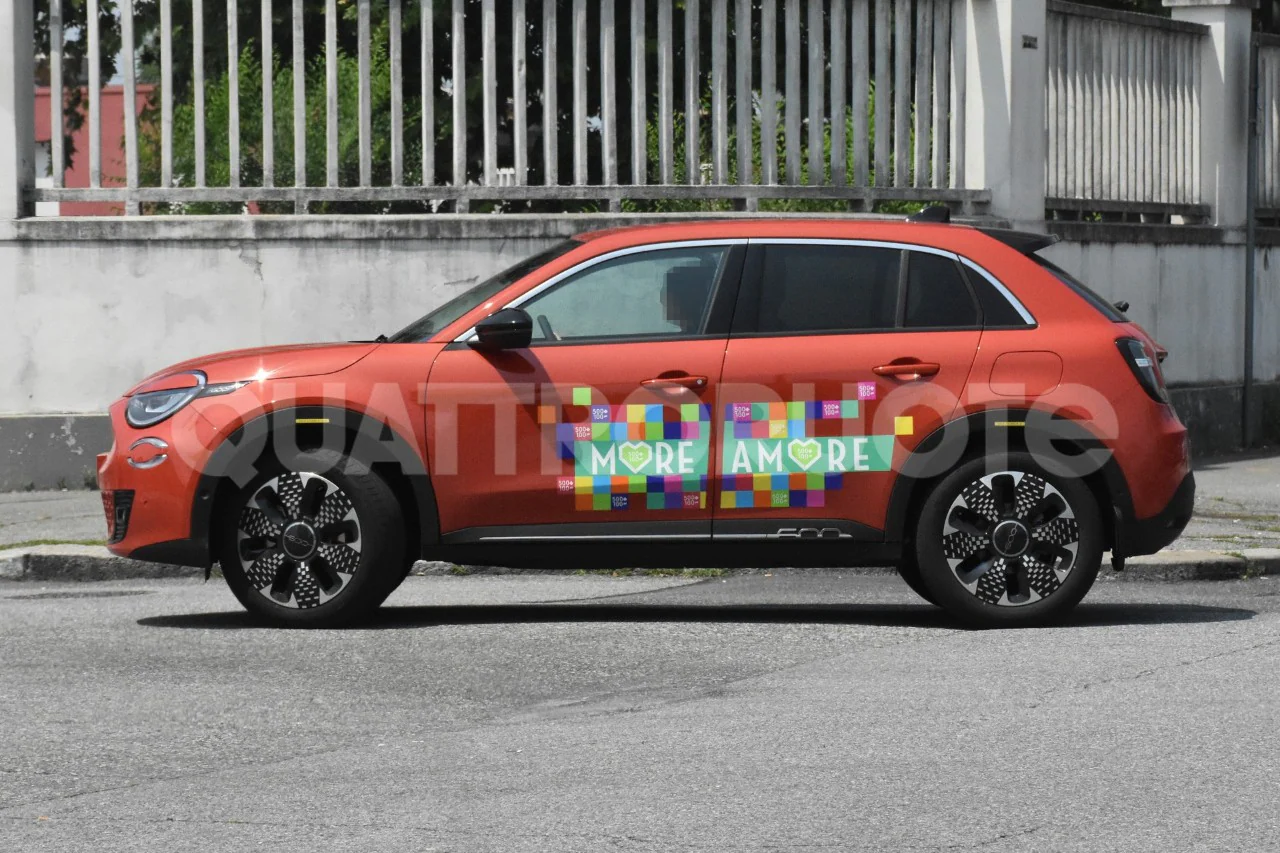 2023-Fiat-600e-elettrica-03.webp.d3d77e2a54528428f7c1ef65c3558790.webp