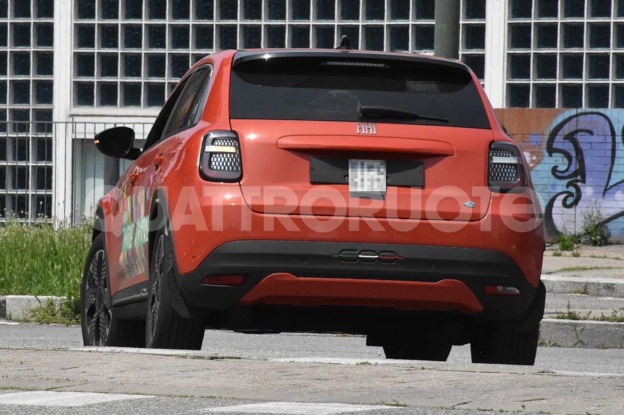 2023-Fiat-600e-elettrica-05.webp.c1a66f897673c686e341143a2fb2b4a5.webp