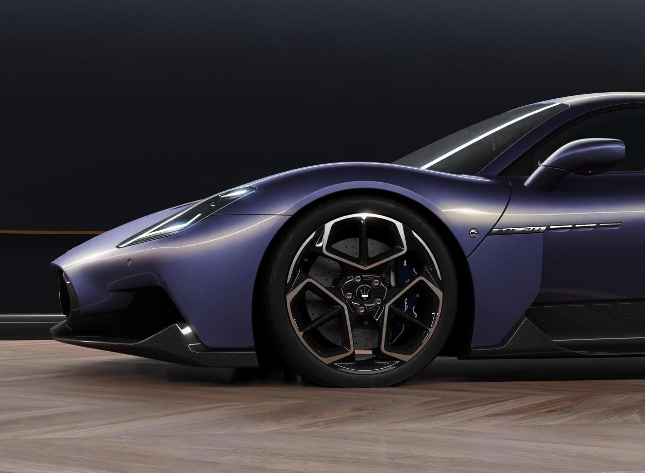 22266-MaseratiFuoriserieEssentialsMC20byDavidBeckham.thumb.jpg.9fcdadf70d46560c6e81d4e414bf6ff5.jpg