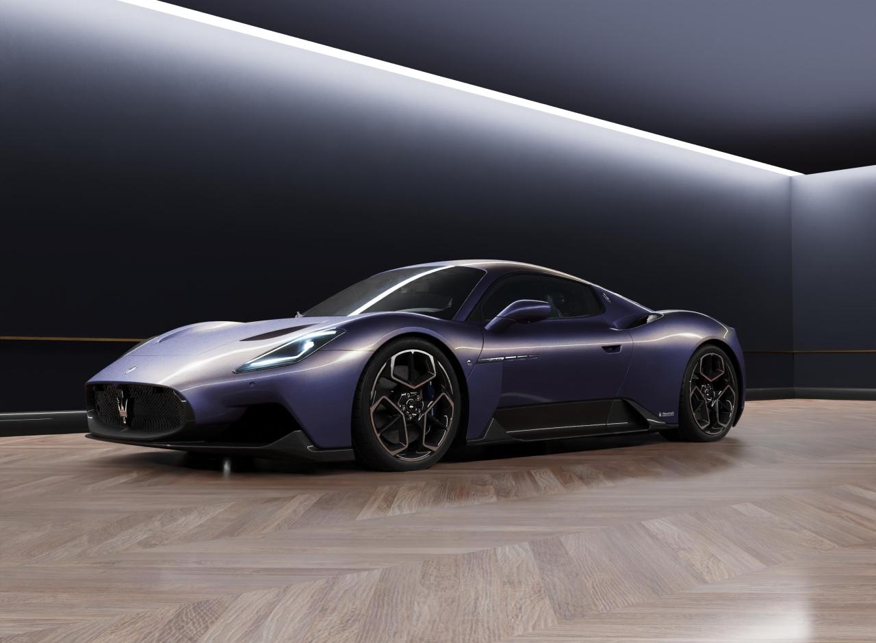 22269-MaseratiFuoriserieEssentialsMC20byDavidBeckham.thumb.jpg.c82da44828773e39714514328ea1a573.jpg