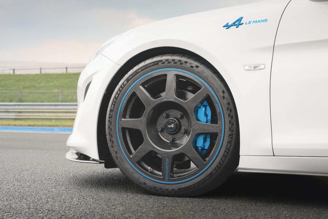 ALPINE_A110_R_Le_Mans_Limited_Edition_22.jpg
