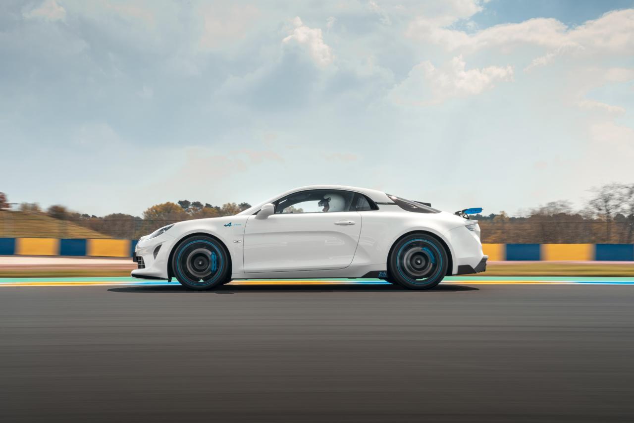 ALPINE_A110_R_Le_Mans_Limited_Edition_4.jpg