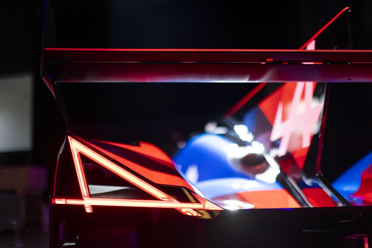 ALPINE_A424__-_Hypercar_Le_Mans_2024.thumb.jpg.85155b661ffcd149094dcdbbb65fbb68.jpg