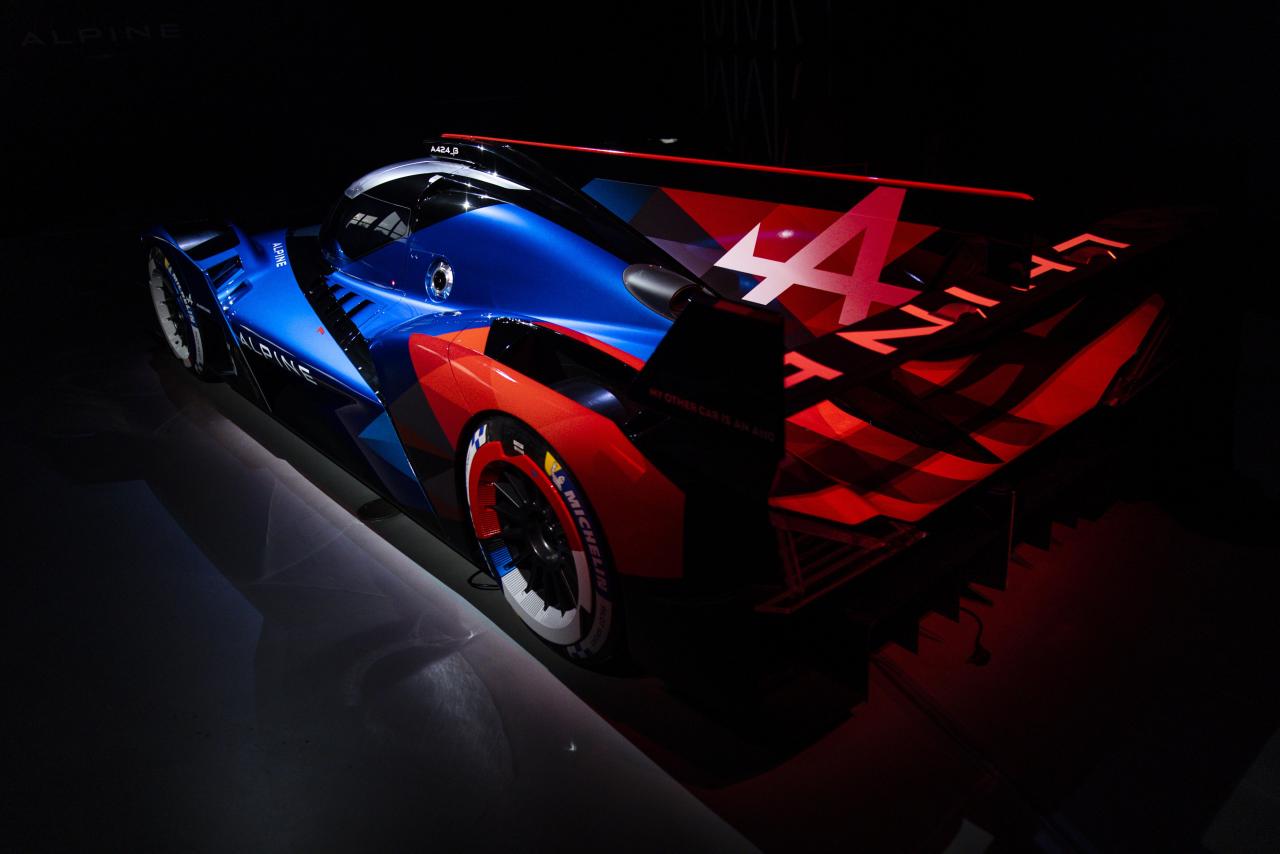 ALPINE_A424__-_Hypercar_Le_Mans_2024_4.thumb.jpg.aba6cc02442a92faf87dee18ad465d97.jpg