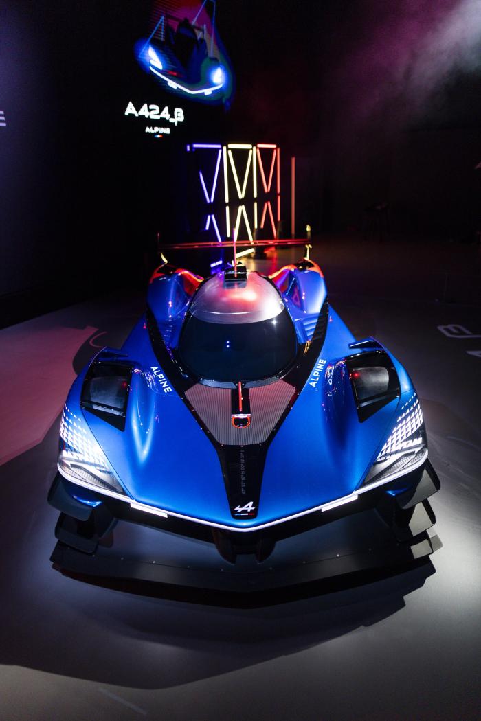 ALPINE_A424__-_Hypercar_Le_Mans_2024_5.thumb.jpg.44d67c20bf2dbe740d664ce3aef426fb.jpg