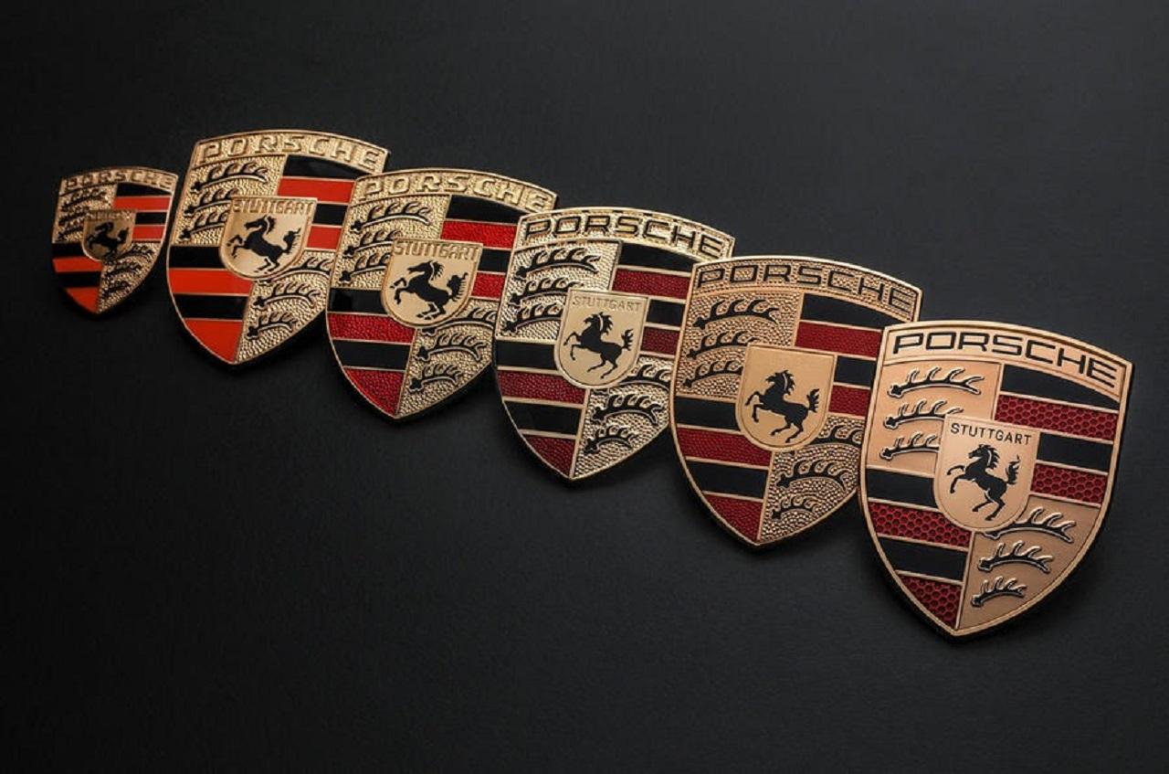Porsche-1.jpg.d691ad5b53e6ba57eb86f88bed334e02.jpg