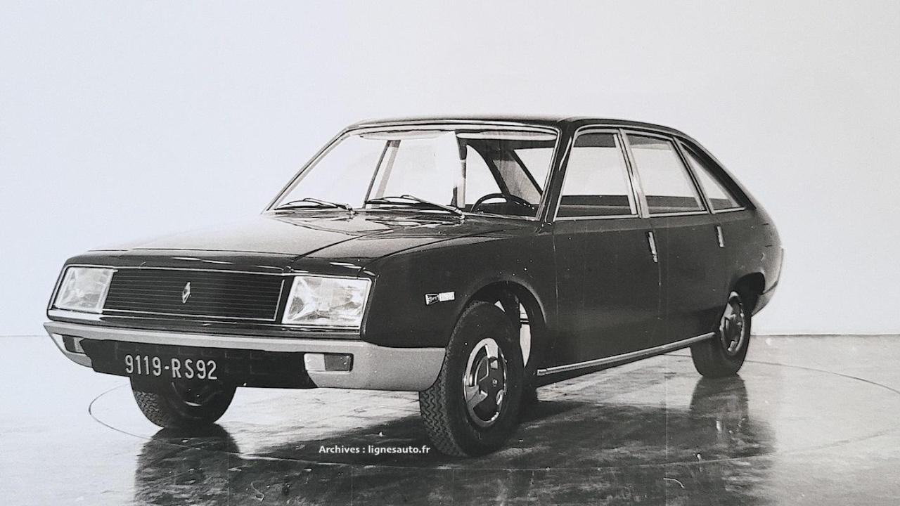 Renault_projet-120_1969_fronte-guida.thumb.jpg.247bb4f1c9d5f591971f789bd4cb27ee.jpg