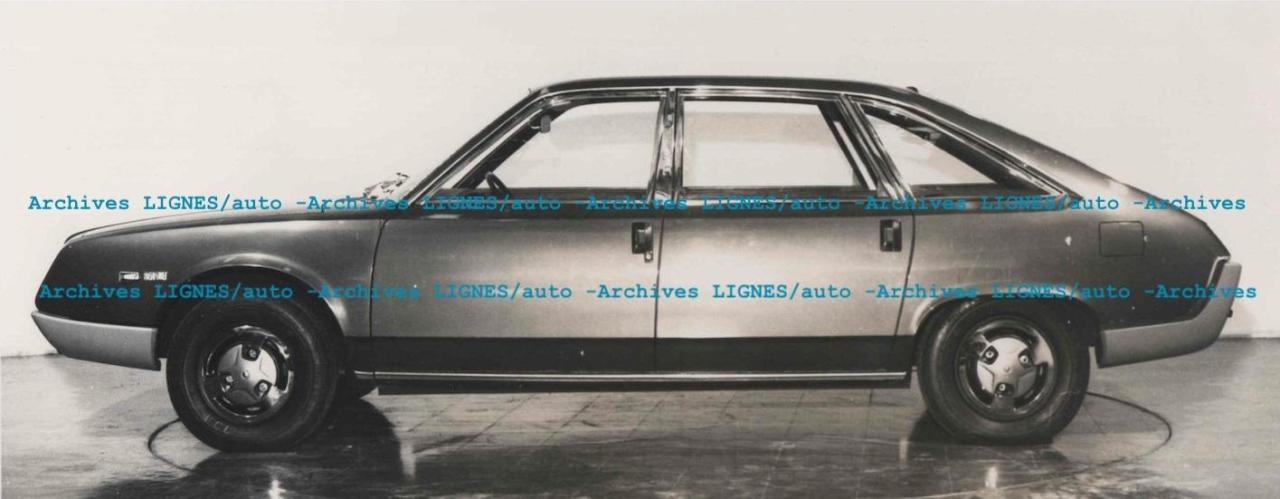 Renault_projet-120_1969_lato-guida.thumb.jpg.79ead76913773aadb122a12d54ef83ff.jpg
