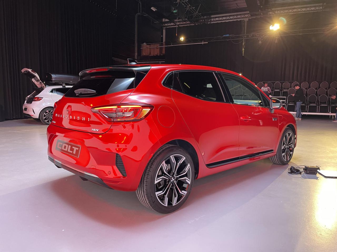 S0-presentation-video-mitsubishi-colt-757087.thumb.jpg.2536a3b548f02d43d5e0710fba3f994c.jpg