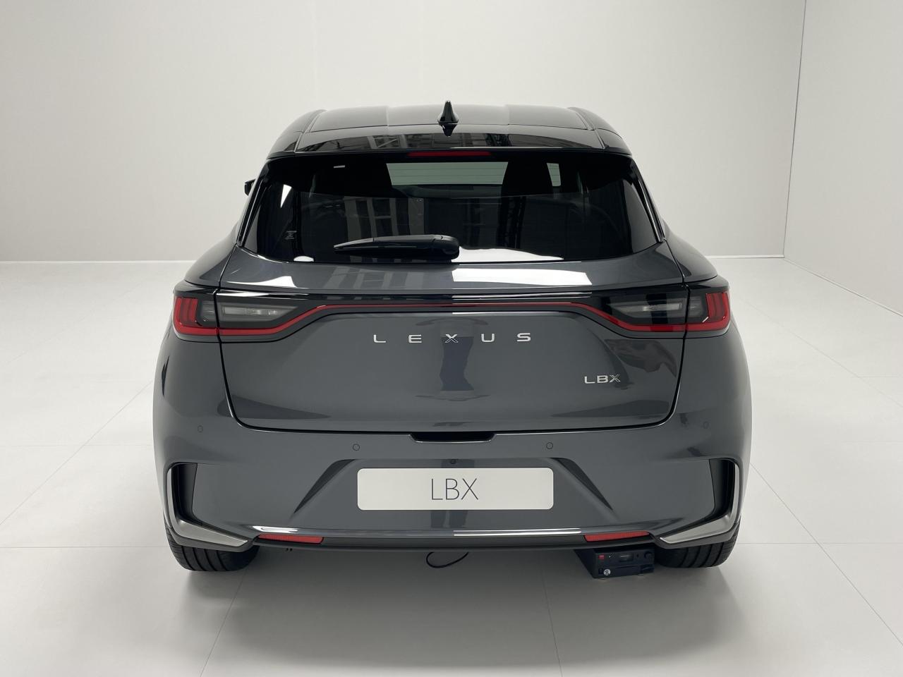 S0-presentation-video-nouveau-lexus-lbx-le-toyota-yaris-cross-des-riches-758254.thumb.jpg.86cd6db59e31ace7dfb0fb5fe5883b2b.jpg