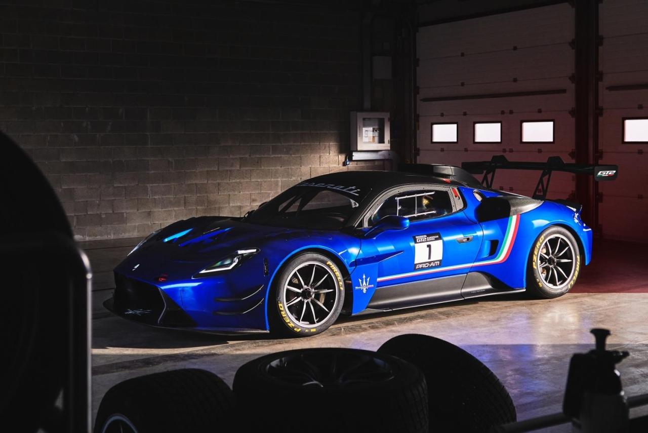 Small-22333-MaseratiGT2.thumb.jpg.1dd9f57bd54406bccd03c6812940296e.jpg
