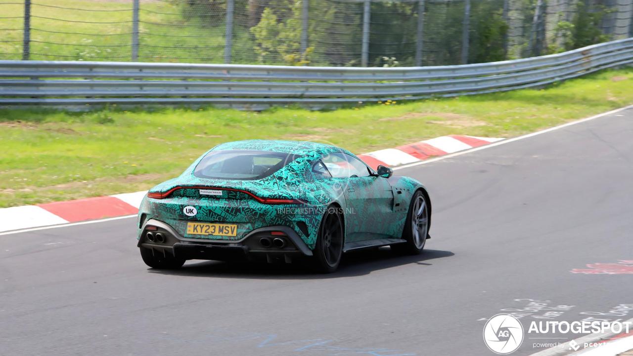 aston-martin-v8-vantage-2024-c718912062023154145_3.jpg