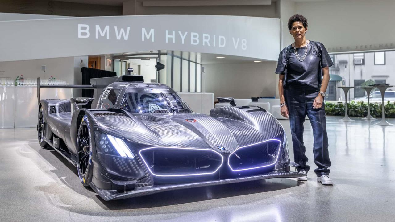 bmw-m-hybrid-v8-with-unpainted-body.jpg