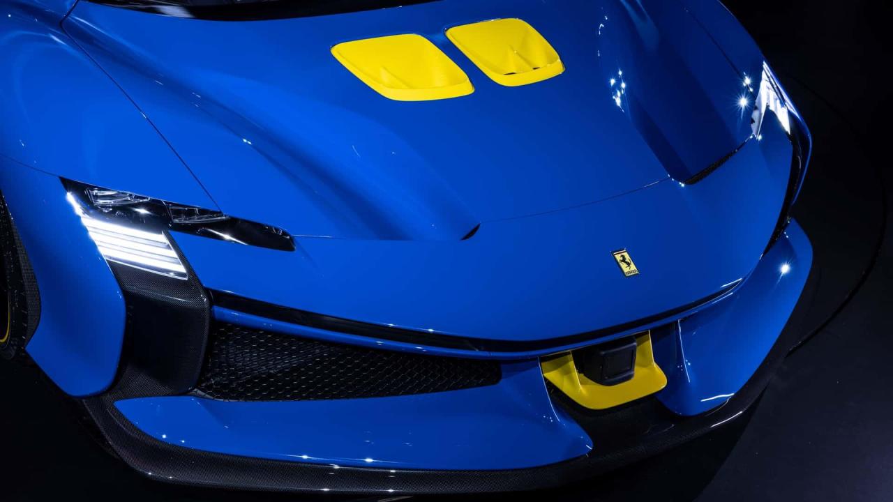 ferrari-sf90-xx-spider-azzurro-dino(3).thumb.jpg.bc45f1f247c21b276259fa9a990f7b3b.jpg