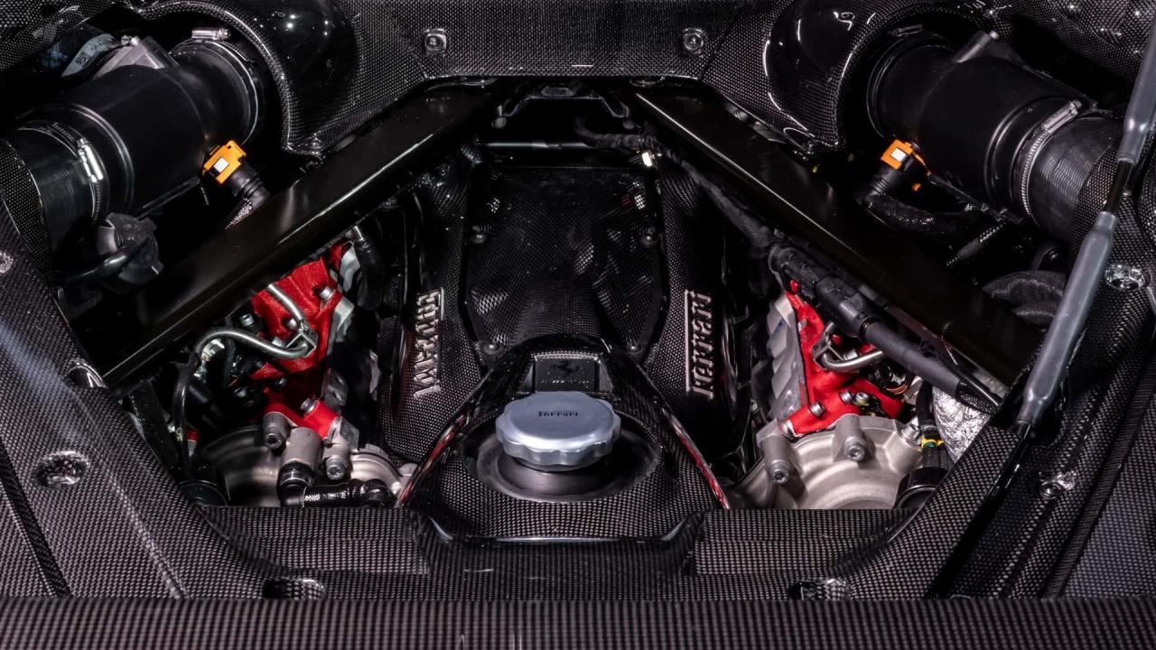 ferrari-sf90-xx-stradale-bianco-artico(4).thumb.jpg.d2a2283dd8ab05d62769591c4f4cea33.jpg
