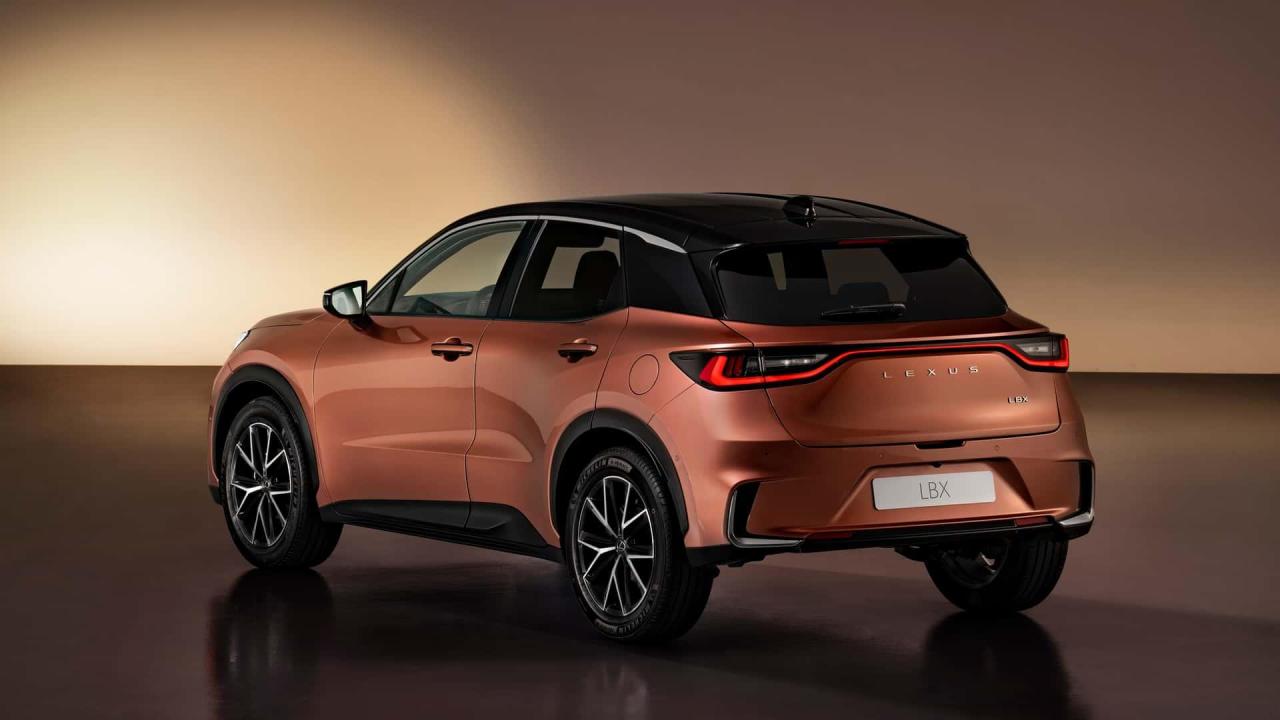 foto---lexus-lbx-2023-photogallery---immagini (2).jpg
