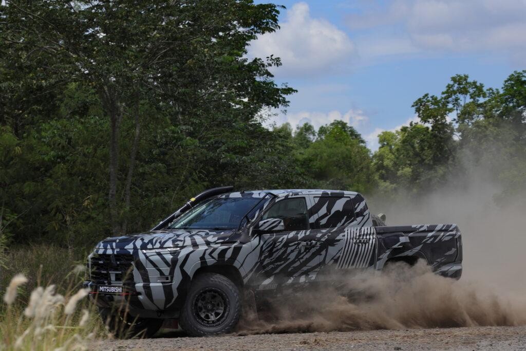 https___www.carscoops.com_wp-content_uploads_2023_06_Mitsubishi-Triton-AXCR-2023-Preview-8-1024x683.jpg.22de6b052fa5f0f9c10ccdf647ea1c52.jpg