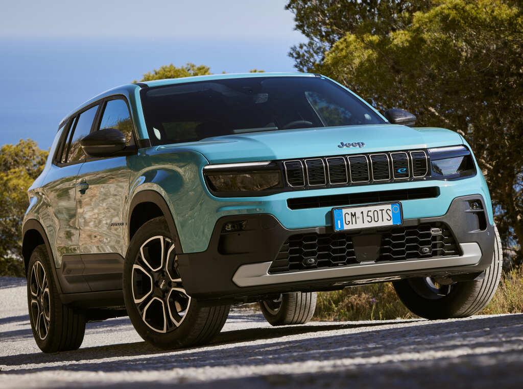 jeep_avenger_bev_moparized_943_041602cb14010ee7.jpg.5d83f3f5d62bc231e00a765b9e8b9b20.jpg