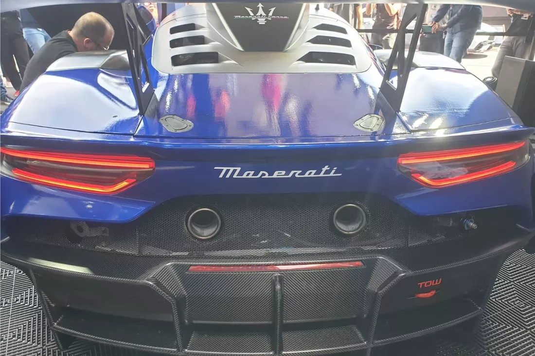 maserati-mc20-gt2-1.webp.94f8c30b6f885d9a1fae1ecd56b1a358.webp