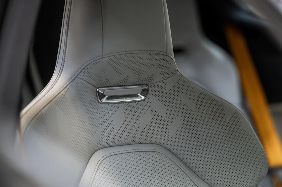 polestar-5-prototype-2023-seat-detail.jpg.f950265bad573547660e051ec43b7393.jpg