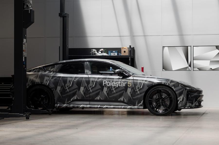 polestar-5-prototype-2023-side-static.jpg.8925286a606103b9611ff6c1ffad3ddb.jpg