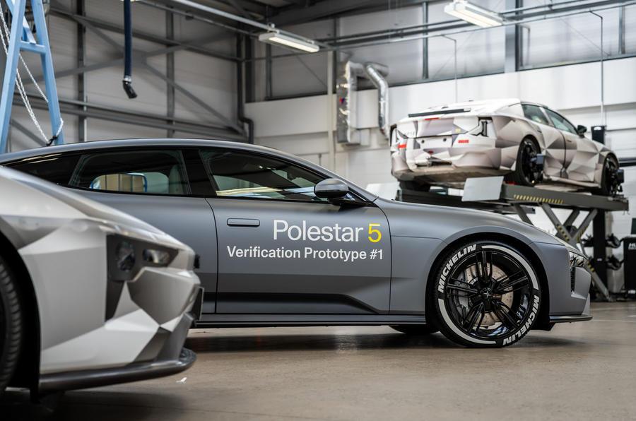 polestar-5-prototype-2023-side-wide-static.jpg.16c19b8d97383f8c85e195b265fb6c12.jpg