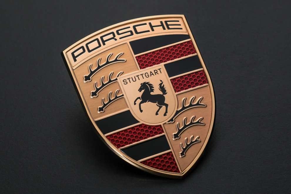 porsche-logo-off-990x660.jpg.b7aea7f2788ca2cbf4084fc91f48f1d1.jpg