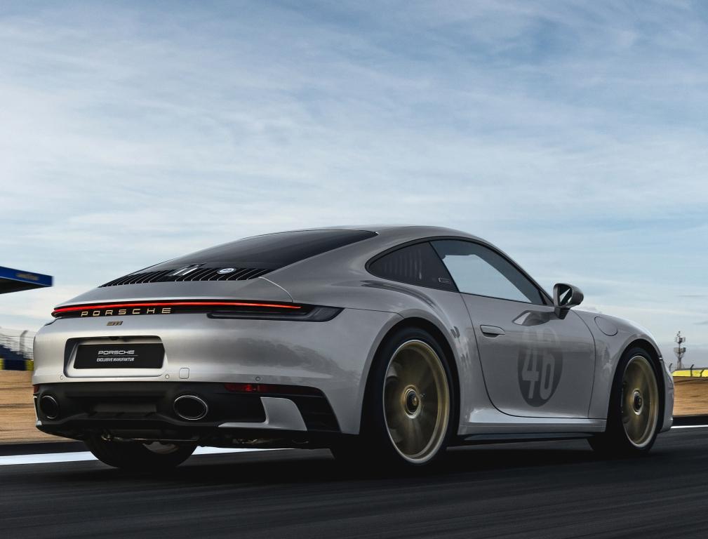porsche_911_carrera_gts_le_mans_centenaire_edition_4_03b100b30b7308b7.jpg.b2ff95c7fe853d56bd49d13816dfbb51.jpg