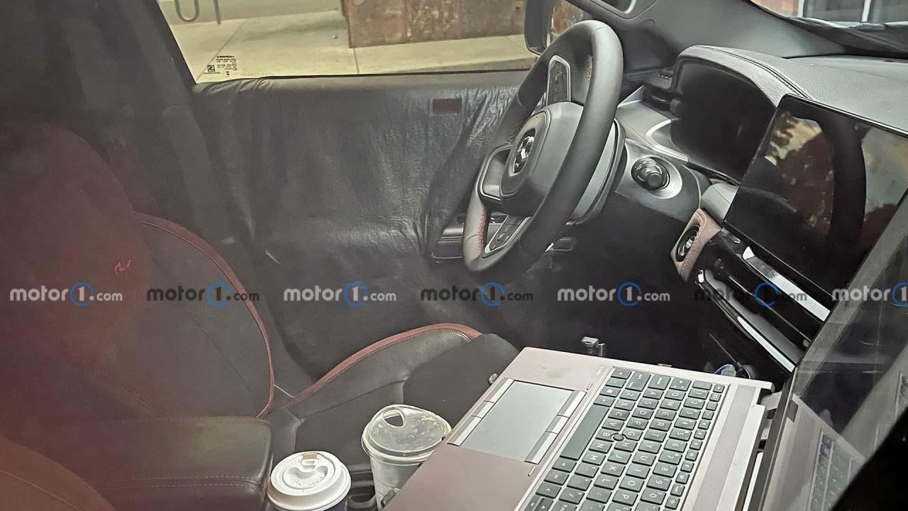 ram-rampage-rt-interior-spy-photo.jpg