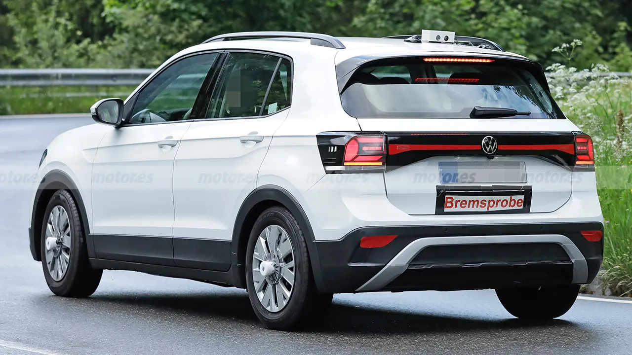 volkswagen-t-cross-2024-fotos-espia-202395574-1686818452_9.webp.bc1f0034a4a2af60e4fa1332cf09ee65.webp