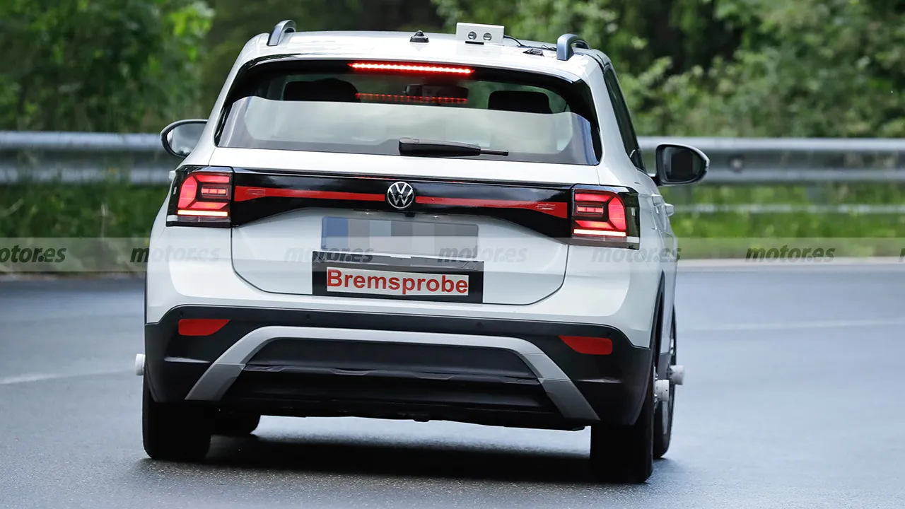 volkswagen-t-cross-2024-fotos-espia-202395574-1686818455_12.webp.6da92929029f7fa9fd7aa5f95adeb54f.webp