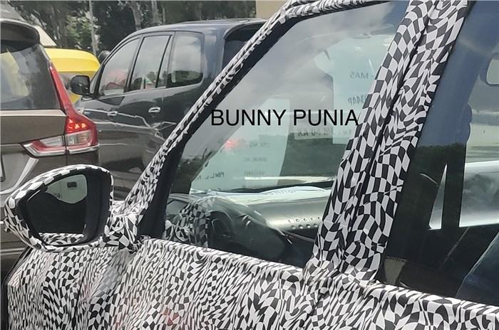 20230720110543_Citroen_C3x_window.jpg.279a5076fd0b35250ba33628157d13c8.jpg