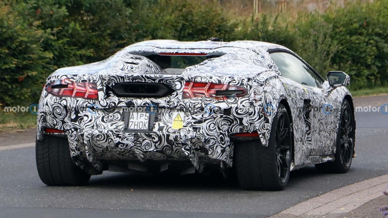 2025-lamborghini-huracan-replacement-spy-photo (7).jpg