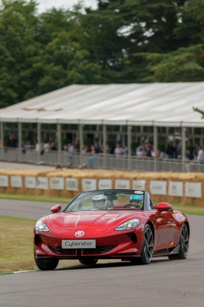 MG-Goodwood-2023-12-1024x1536.jpg