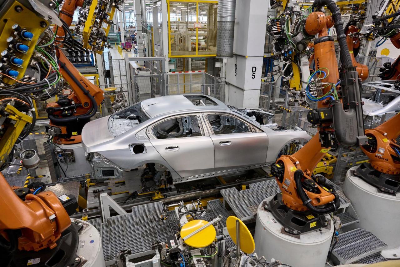 P90514860_lowRes_production-bmw-5-ser.thumb.jpg.867a50ee276d3801cfe1632f3810bb64.jpg