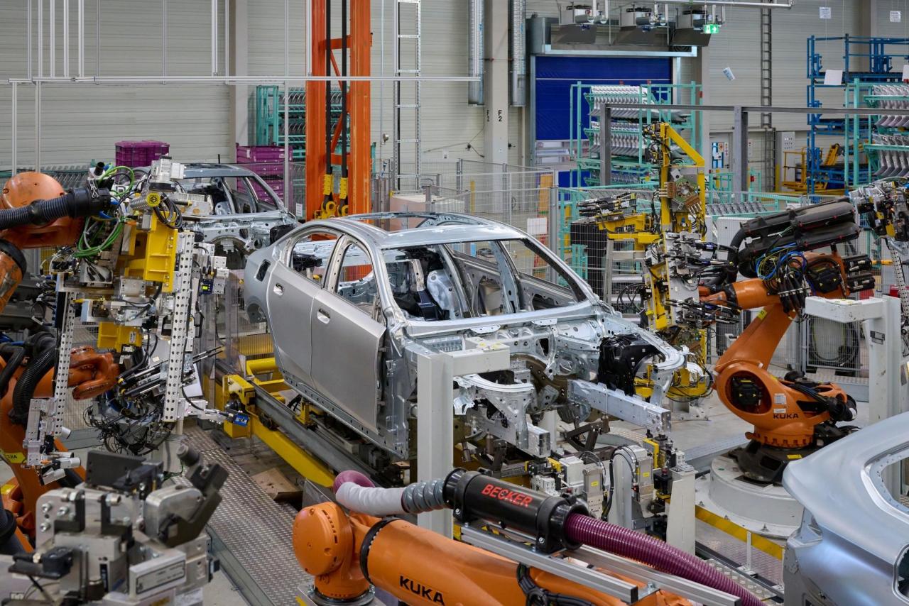 P90514861_lowRes_production-bmw-5-ser.thumb.jpg.274fde608b4267c8218276601262dc9f.jpg