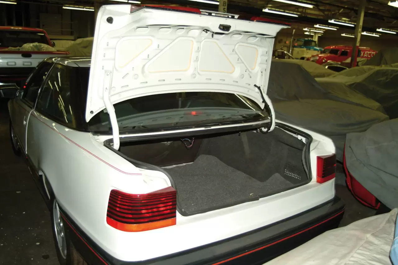 Renault_Eagle_Allure-coupe_1988_bagaliaio.thumb.jpg.0f14732025973394de0b81cf5a298798.jpg