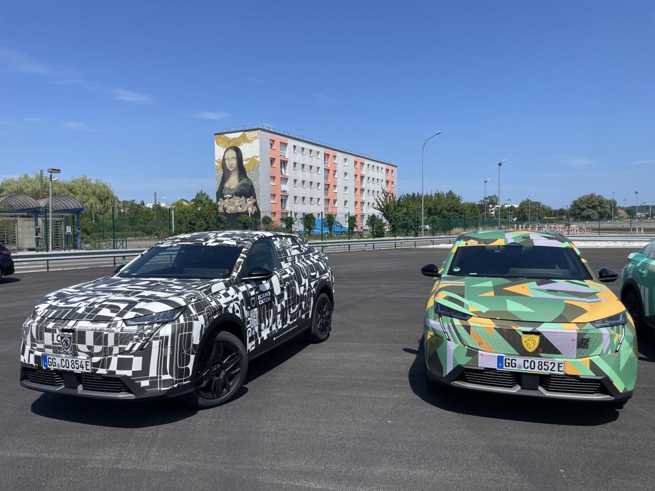 S0-notre-premier-contact-avec-le-nouveau-peugeot-3008-electrique-2023-762026.jpg