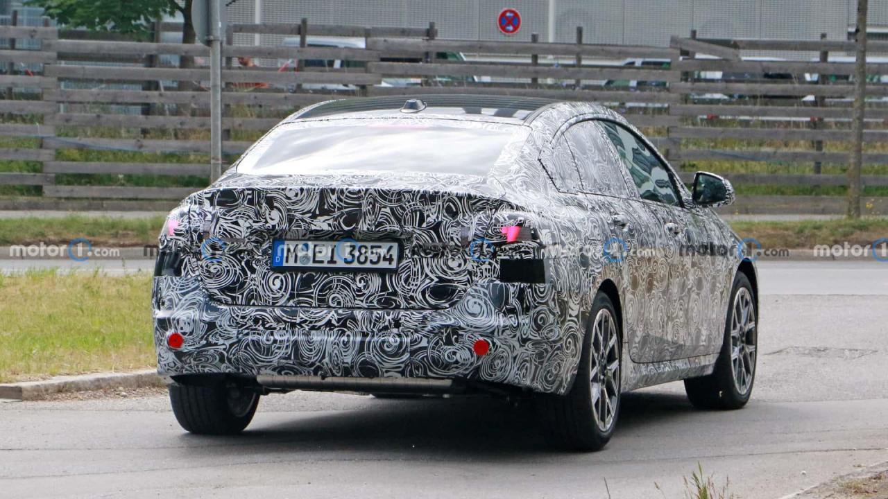 next-gen-bmw-2-series-gran-coupe-spy-photos(3).thumb.jpg.244db37090dd57bf7877434ccfa60821.jpg