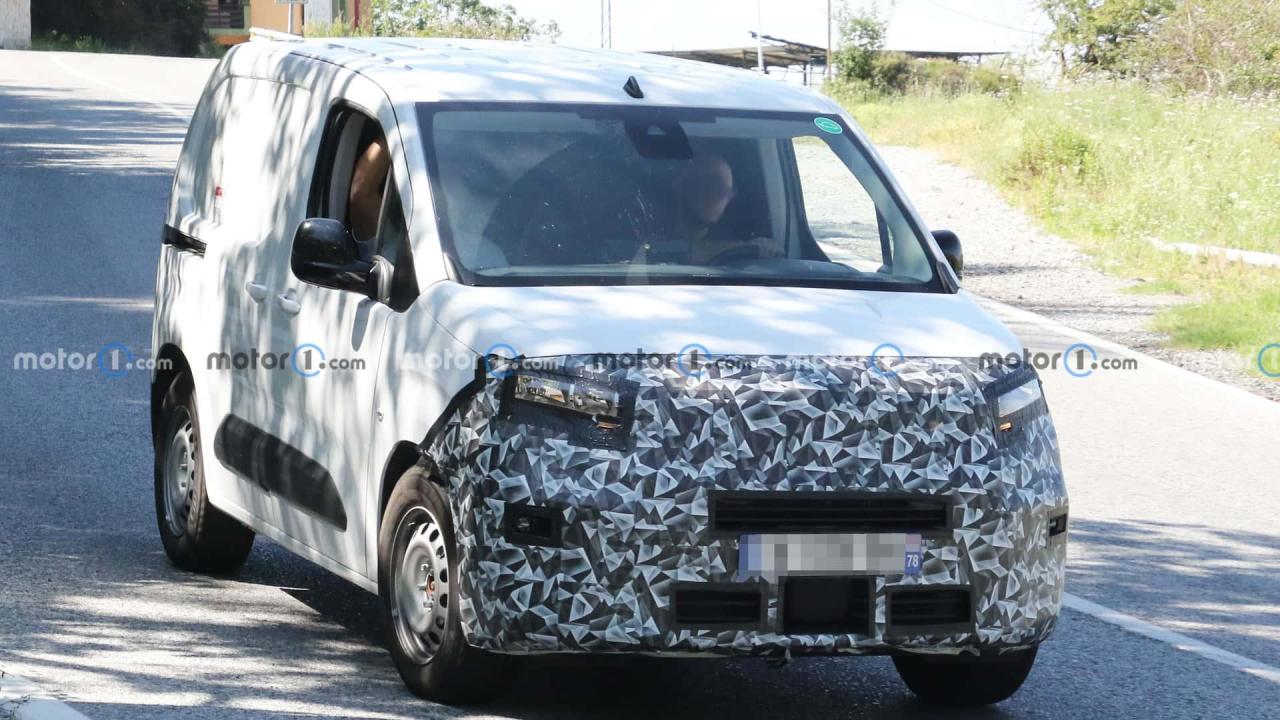 peugeot-partner-facelift-spy-photo.jpg