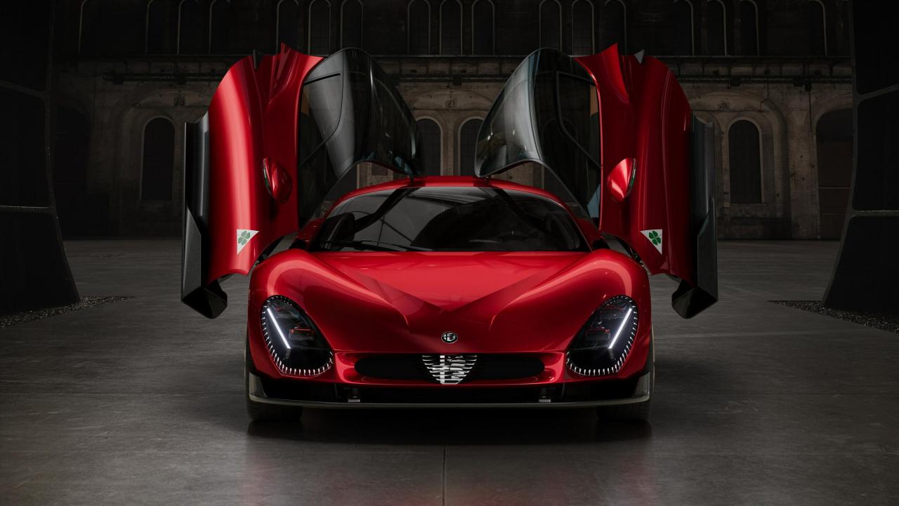 Alfa_Romeo_33_Stradale.jpg