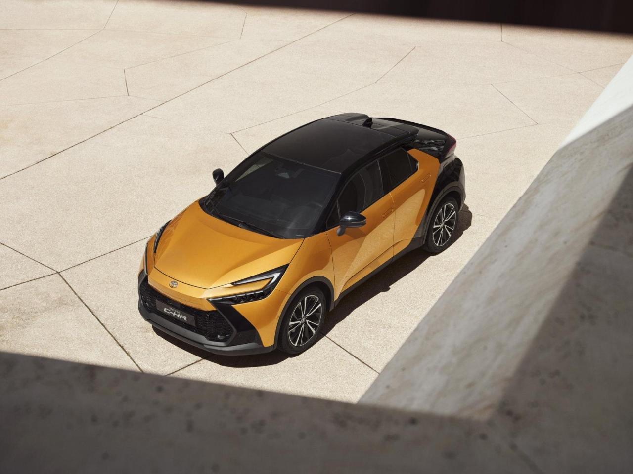 C-hr 2023 - exterior - Autopareri (11).jpg