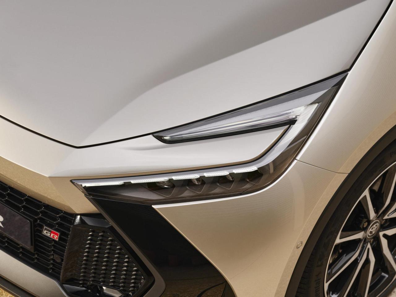 C-hr 2023 - exterior - Autopareri (16).jpg